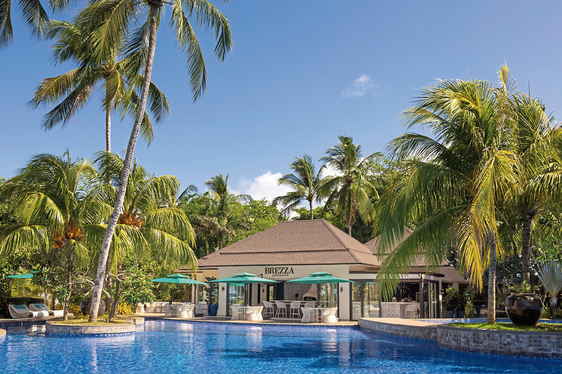 Mövenpick Resort and Spa Boracay 3