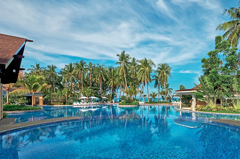 Mövenpick Resort and Spa Boracay 14