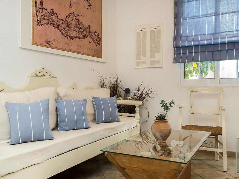 Diamond Apartments & Suites 9