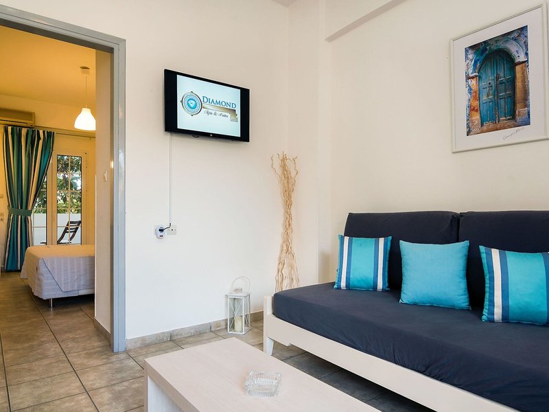 Diamond Apartments & Suites 20