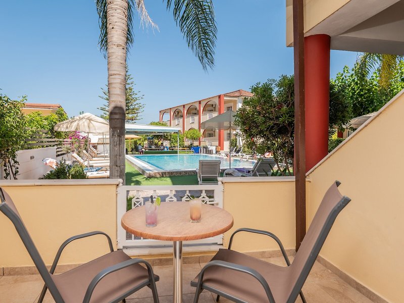 Oscar Villa & Studios 2