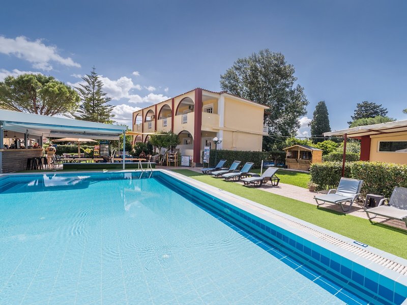 Oscar Villa & Studios 6