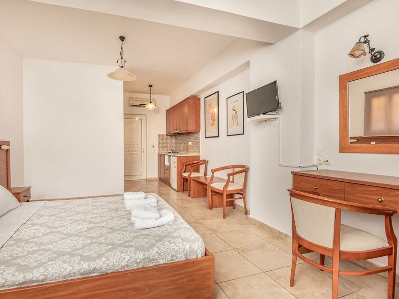 Oscar Villa & Studios 30