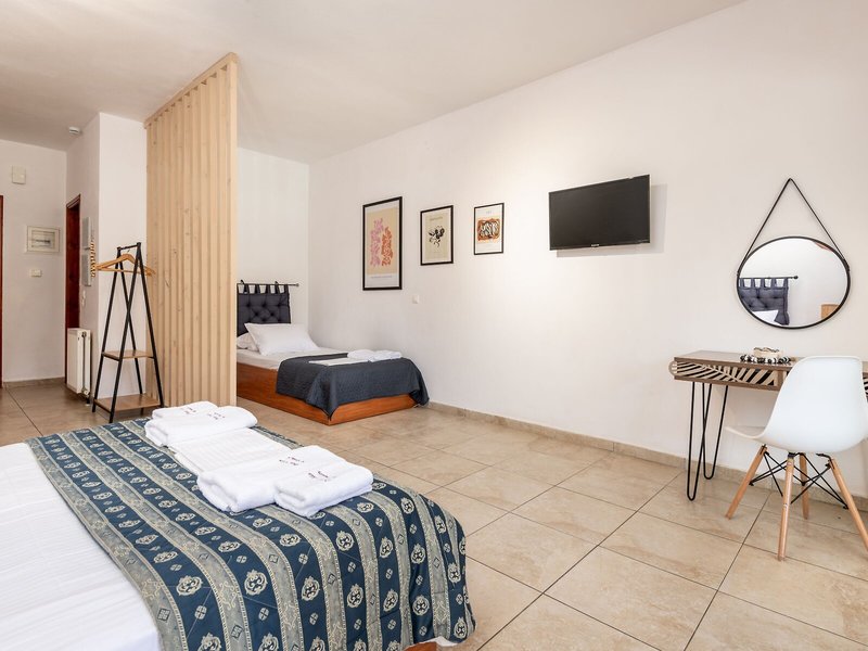 Oscar Villa & Studios 34