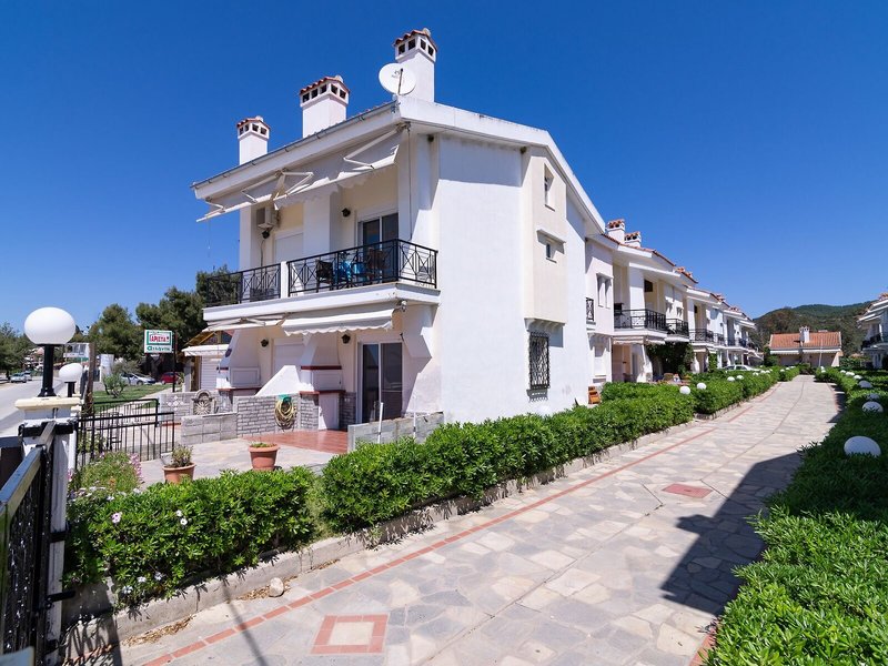 Toroni Blue Sea 1 - Exterior