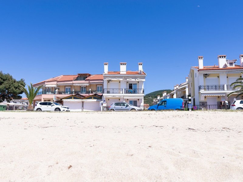 Toroni Blue Sea 8 - Beach