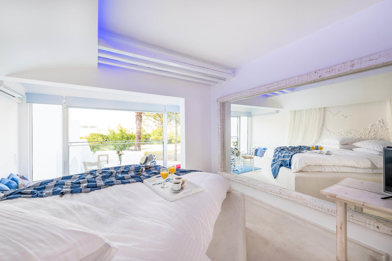 Kouros Home 25