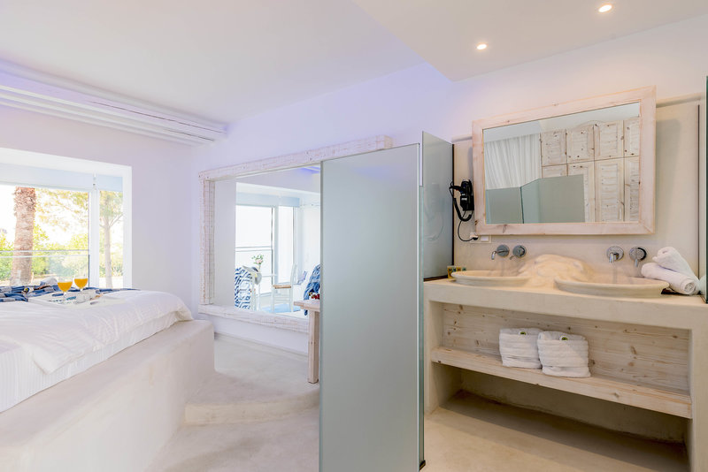 Kouros Home 27