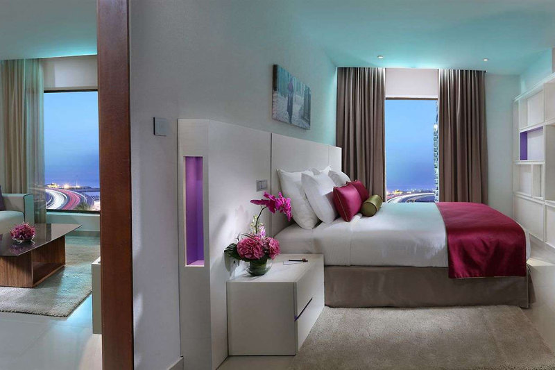 Ramada Hotel & Suites by Wyndham Dubai JBR 11