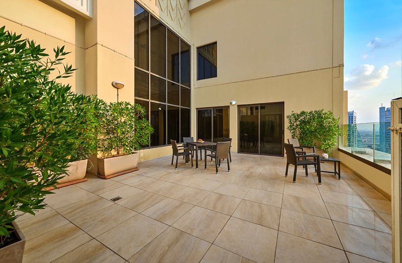 Hawthorn Hotel & Suites by Wyndham JBR 5