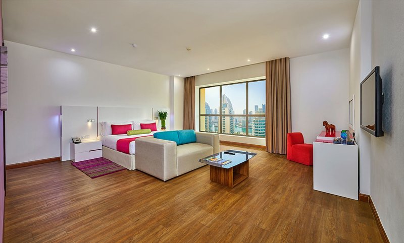 Hawthorn Hotel & Suites by Wyndham JBR 18