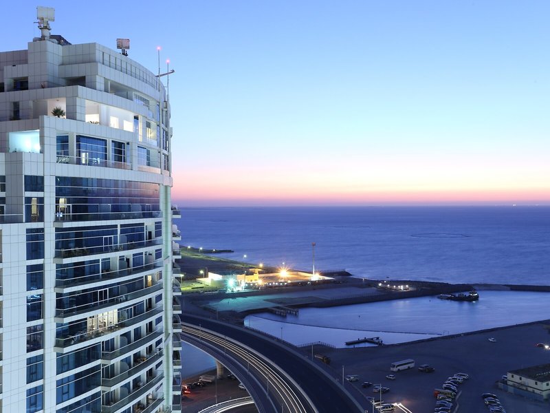 Hawthorn Hotel & Suites by Wyndham JBR 4