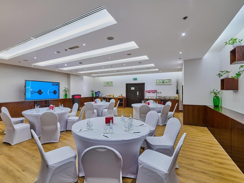 Hawthorn Hotel & Suites by Wyndham JBR 29