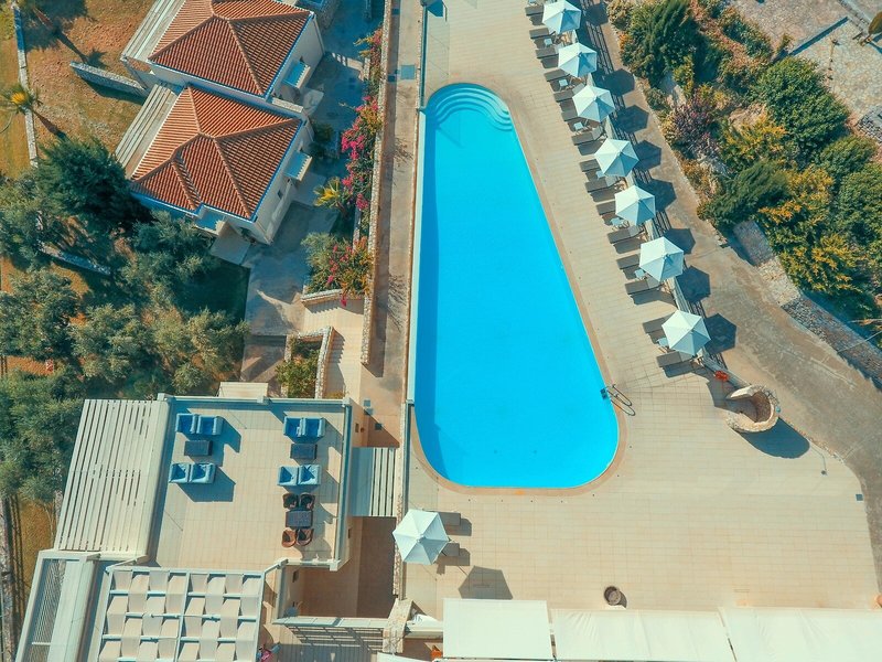 Camvillia Resort & Spa 11