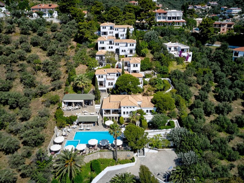 Santikos Aegean Suites Hotel 8