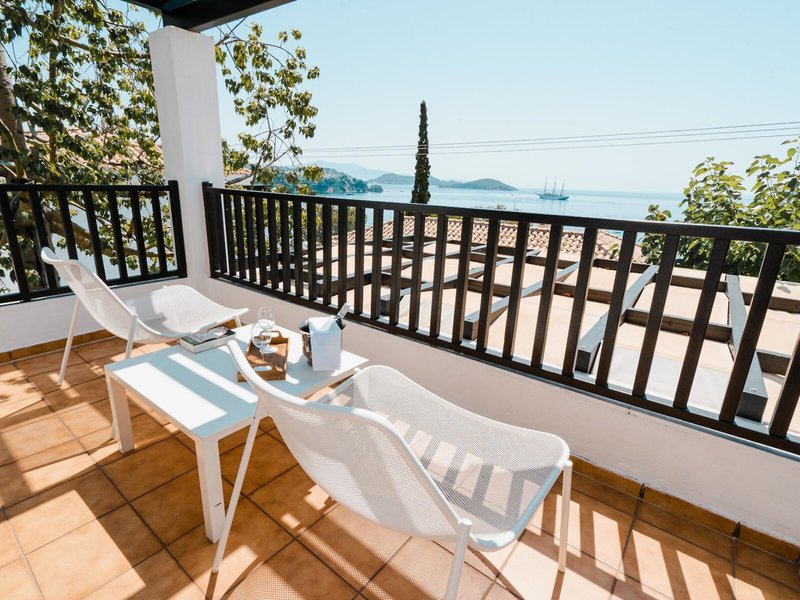 Santikos Aegean Suites Hotel 23