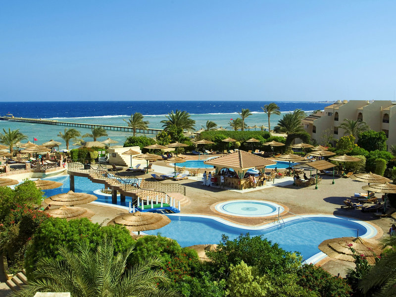 Flamenco Beach & Flamenco Resort 1