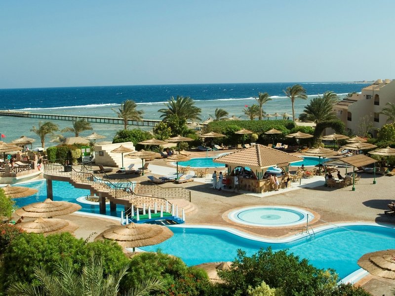 Flamenco Beach & Flamenco Resort 12