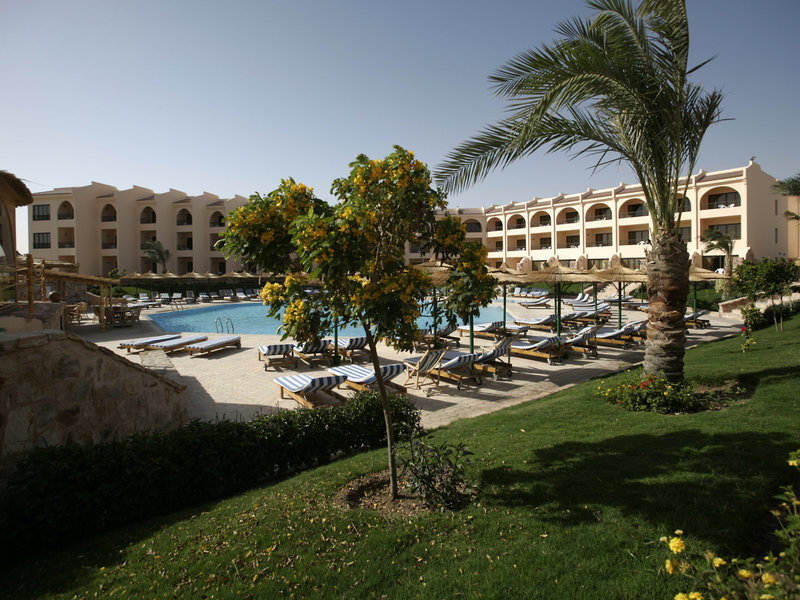 Flamenco Beach & Flamenco Resort 16