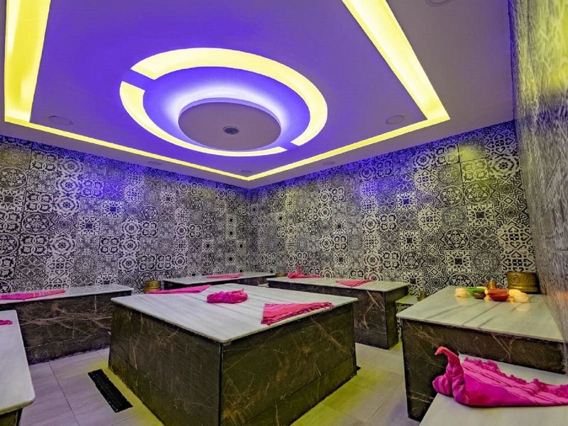 Flamenco Beach & Flamenco Resort 29