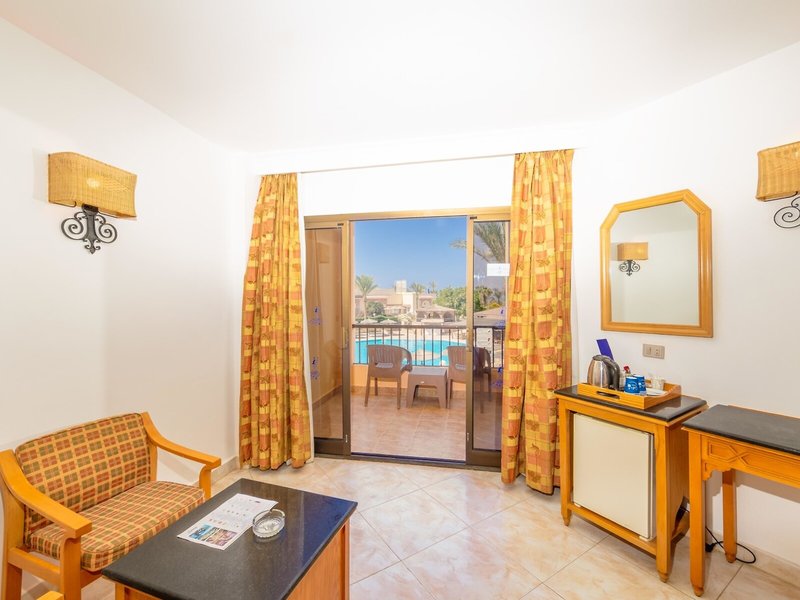 Flamenco Beach & Flamenco Resort 47