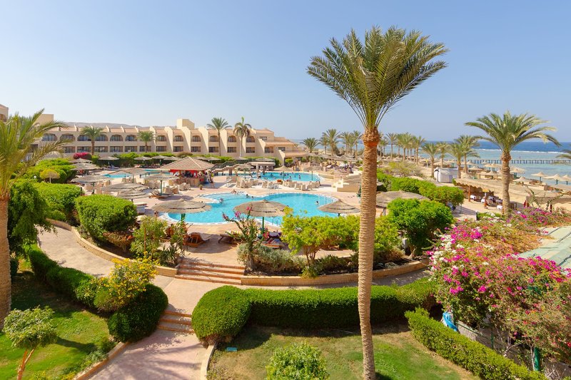 Flamenco Beach & Flamenco Resort 1