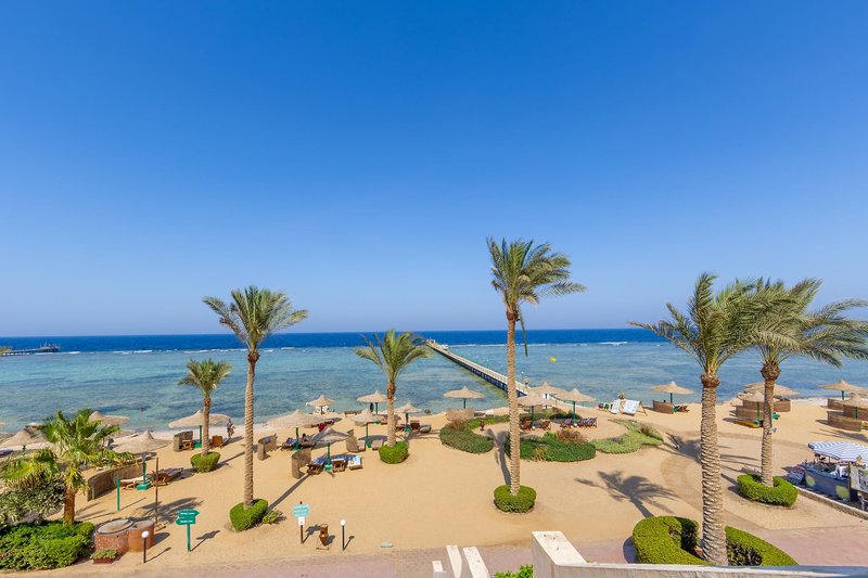 Flamenco Beach & Flamenco Resort 15