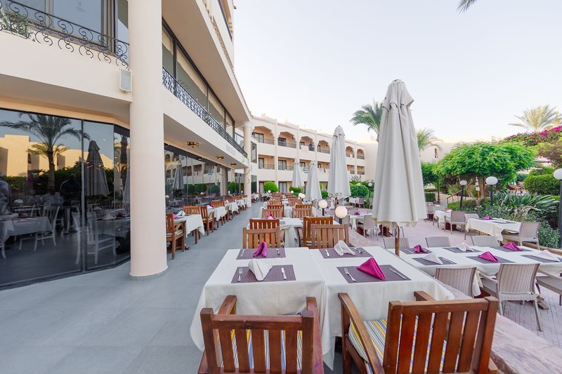 Flamenco Beach & Flamenco Resort 20