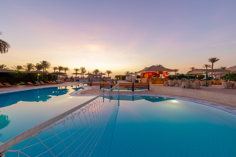 Flamenco Beach & Flamenco Resort 4