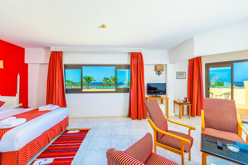 Flamenco Beach & Flamenco Resort 15