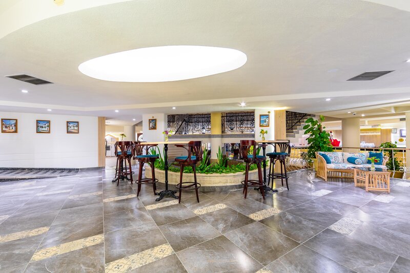 Flamenco Beach & Flamenco Resort 59