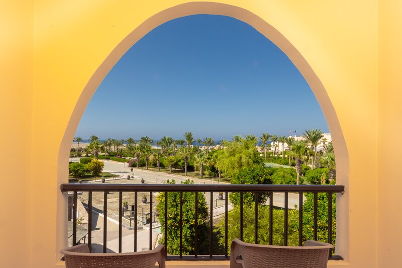 Flamenco Beach & Resort 80