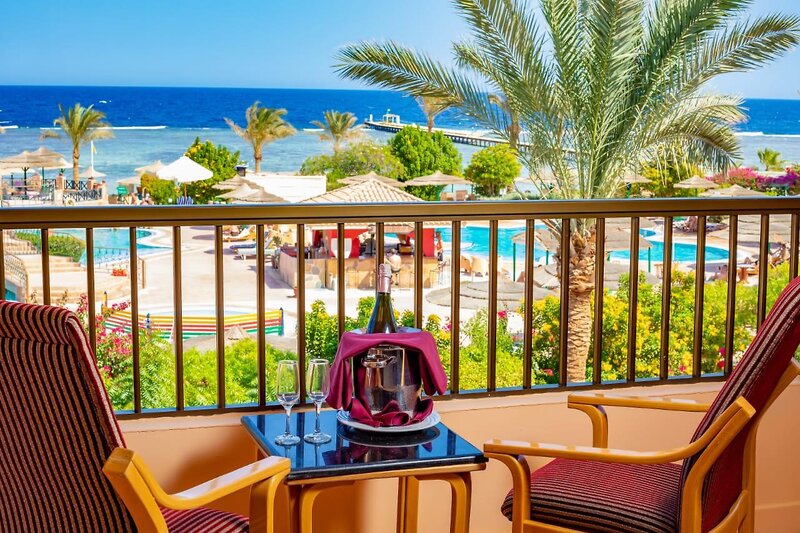 Flamenco Beach & Resort 79