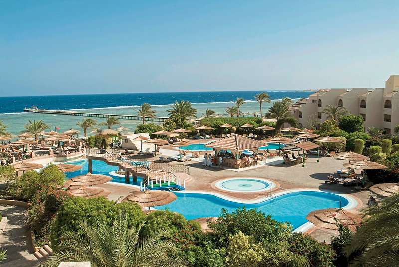 Flamenco Beach & Flamenco Resort 2