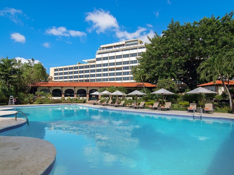 El Embajador A Royal Hideaway Hotel 9 - Outdoor Pool