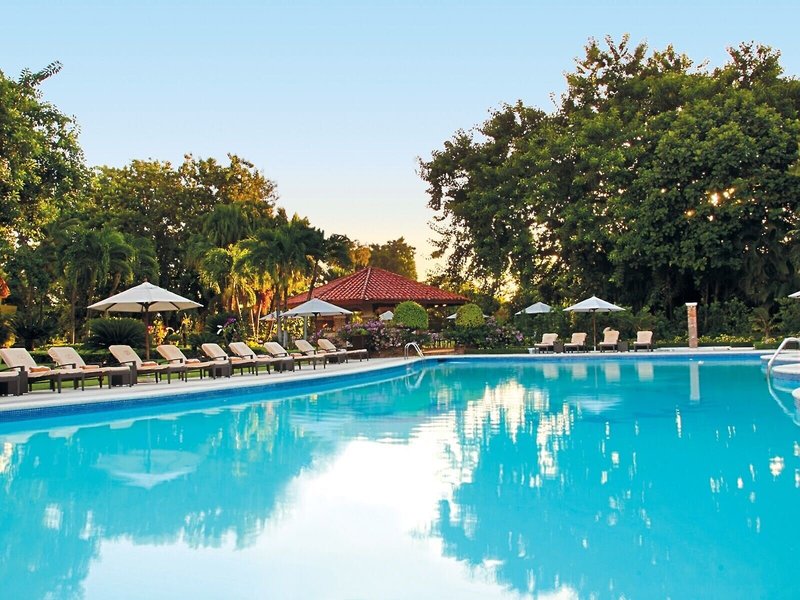 El Embajador A Royal Hideaway Hotel 10 - Outdoor Pool