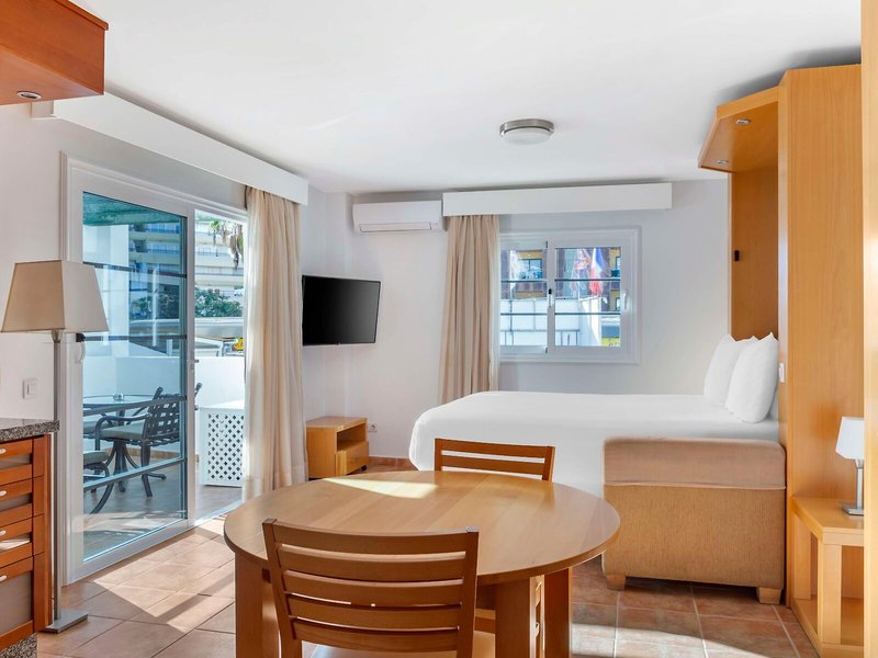 Sunset Harbour Club 31 - Room Example
