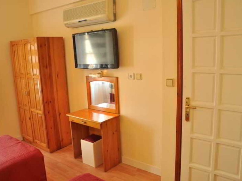 Gürol Aqua Resort Hotel & Apartments 9