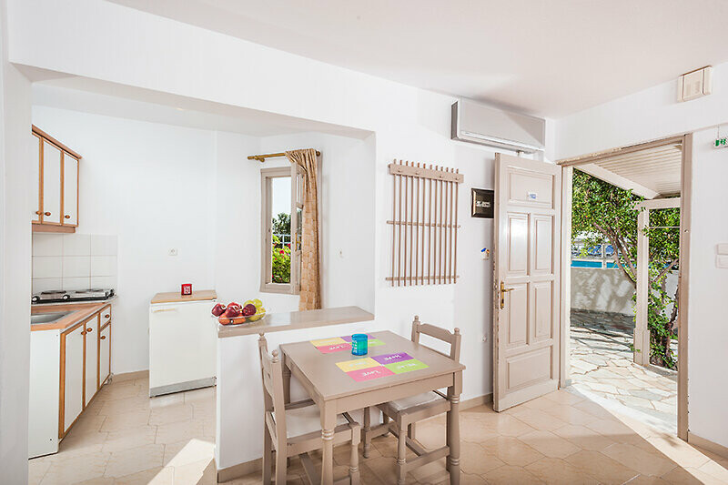 Panorama Sea View Hotel Apartments 6