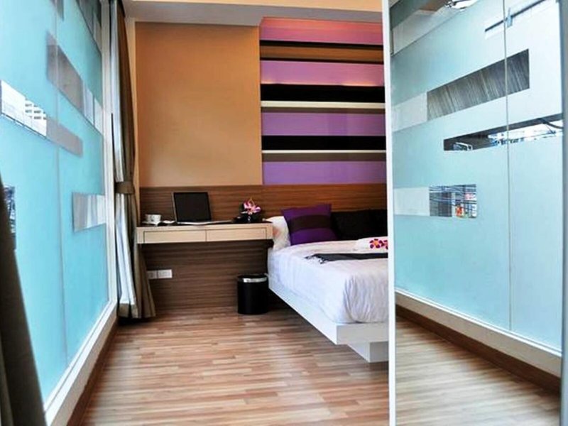 Studio Asoke 7