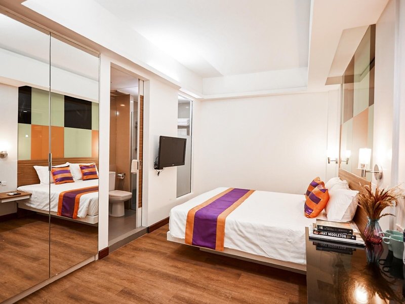 Studio Asoke 12