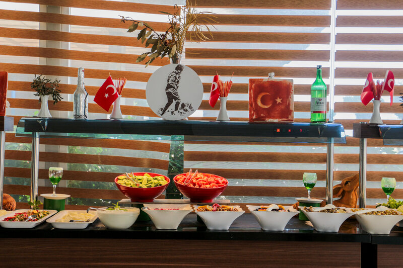 Hawaii Suite Beach Hotel 3