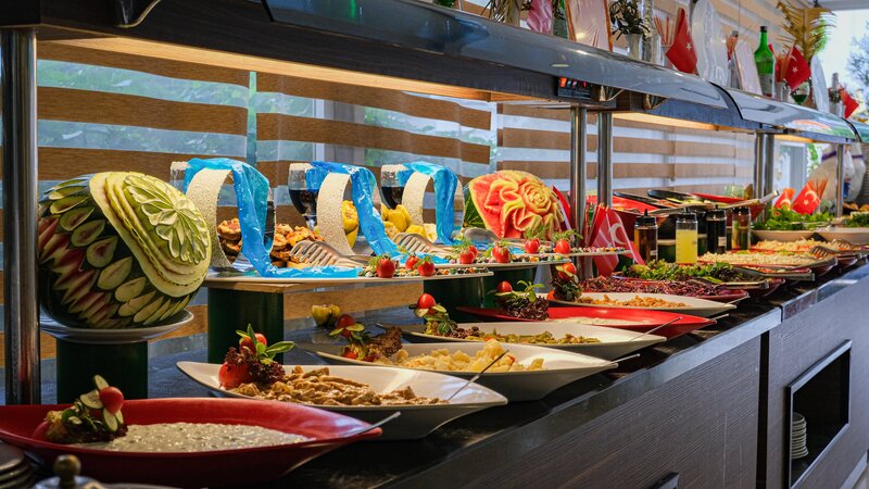 Hawaii Suite Beach Hotel 5