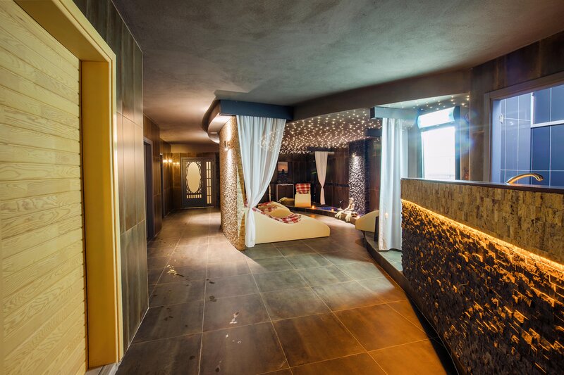 Hawaii Suite Beach Hotel 12