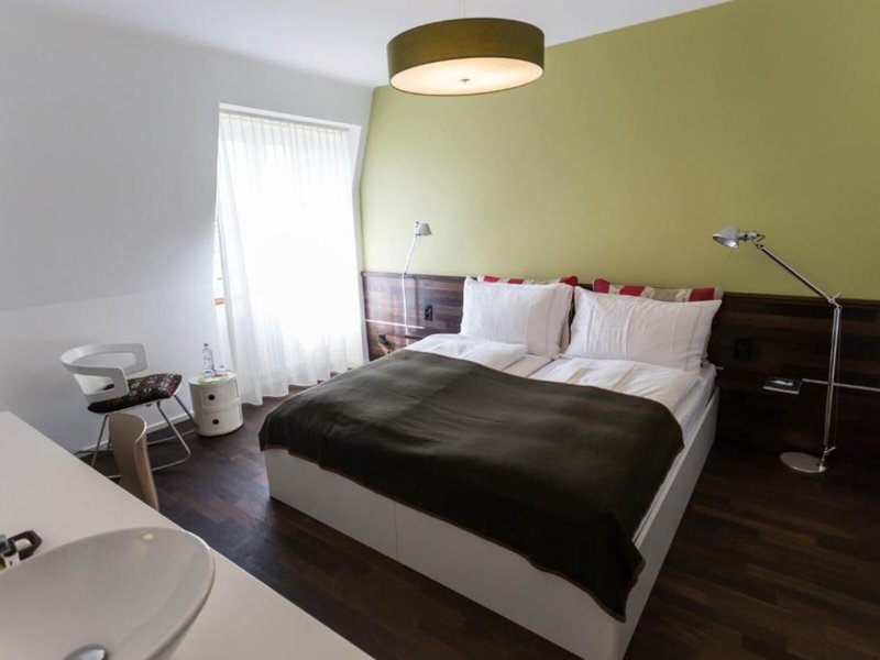 Plattenhof Hotel 32