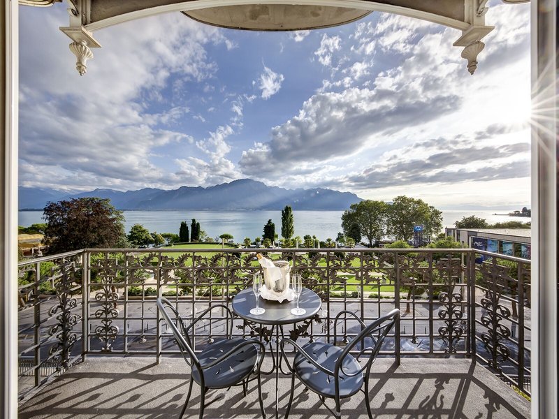 Fairmont Le Montreux Palace 9