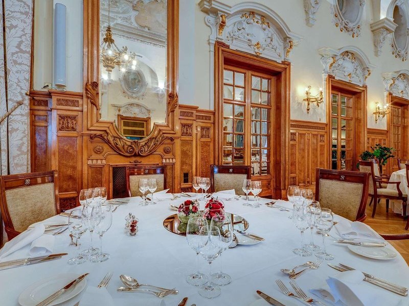 Fairmont Le Montreux Palace 38