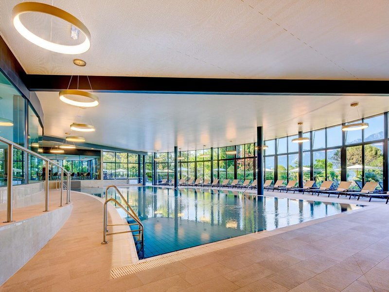 Fairmont Le Montreux Palace 13