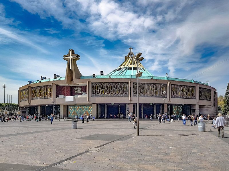 Holiday Inn Express Mexico Basilica 1