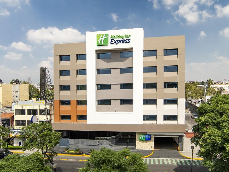 Holiday Inn Express Mexico Basilica 2